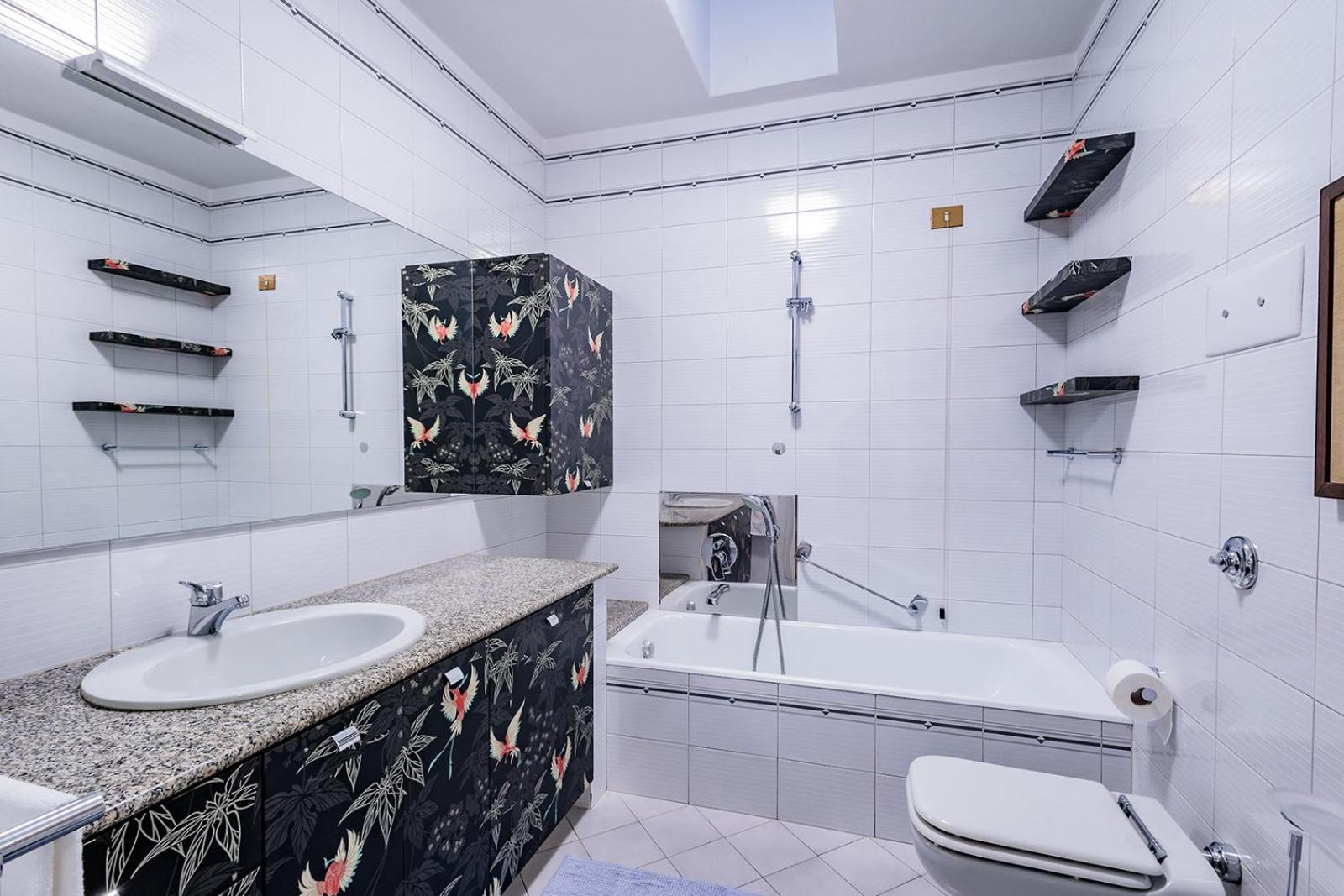 Liberty & Winter Garden Apartment